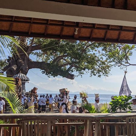 Sarinah Beach - Bistro & Bungalow Batununggul Ngoại thất bức ảnh