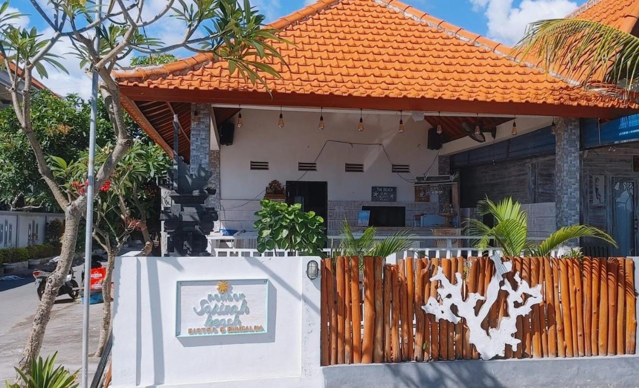 Sarinah Beach - Bistro & Bungalow Batununggul Ngoại thất bức ảnh